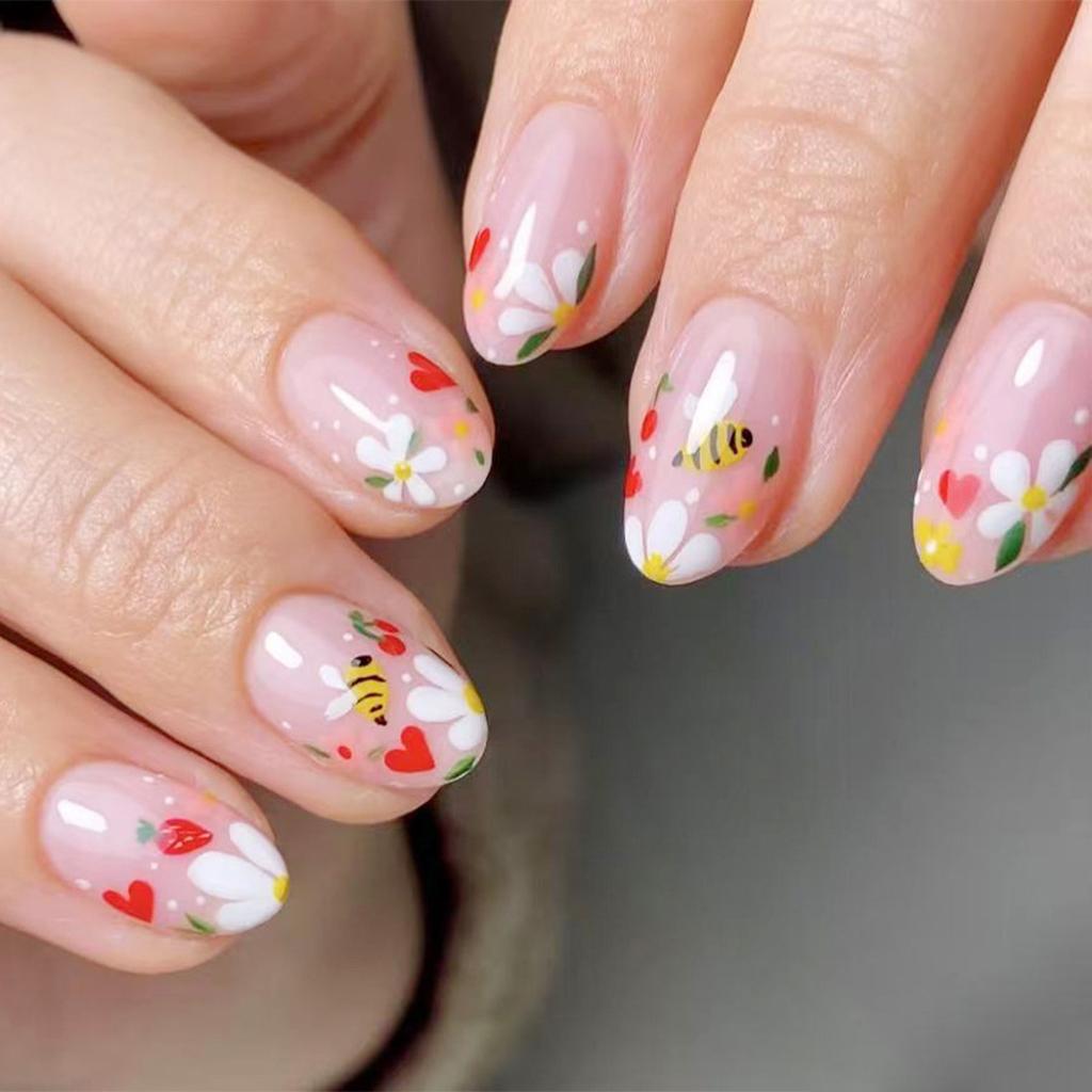 24 Pcs Sweet Flowers False Nail Bees Artificial Nail Glossy Full Cover Stick on Nail Short Oval Press On Nail