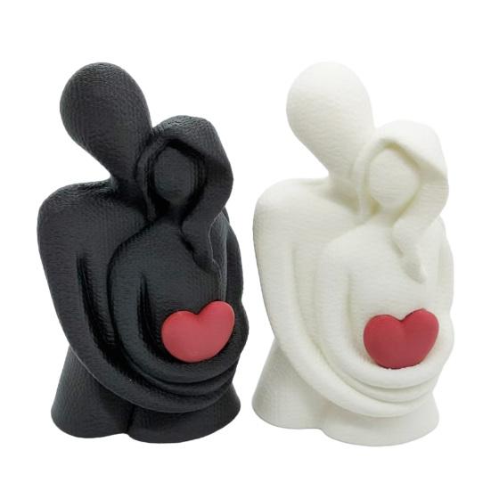 3D Printed Hugging Couple Figurine Valentine's Day Love Heart Couple Statue Home Office Desktop Decoration Ornament