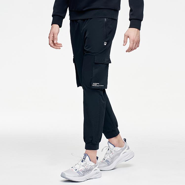 FILA Athletics Large Pocket Cargo Woven Tapered Sports Pants Men Pants Deep-Black A11M111801FBK
