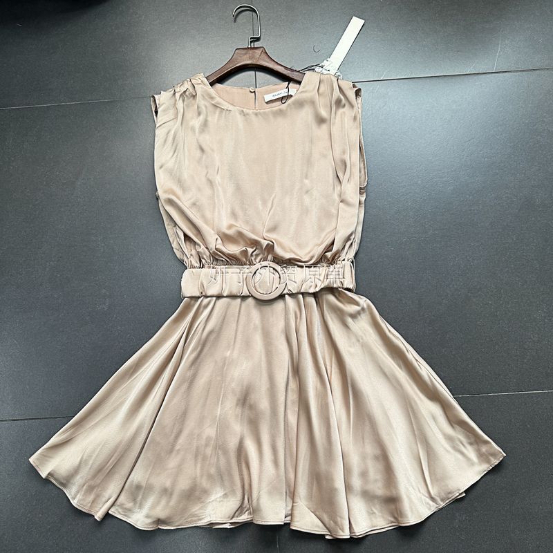 

Export Pure Original Classy Satin Slippery Material Sexy Temperament Commuter Style Western Style Waist-Slimming Backless Dress Apricot Dress L