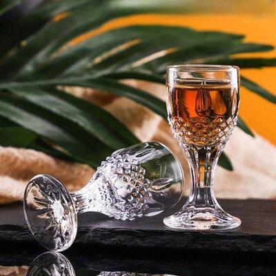 6 Stück Glas Schnapsbecher Kleine Schnapsbecher Ein-Schluck-Becher Kleine Weingläser Bullet-Becher Weingläser Schnapsgläser bestes Geschenk