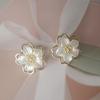 2024 New White Acrylic Flower Stud Earrings for Women Gold Color Side Hollow Floral Small Earrings Korean Cute Ear Decoration