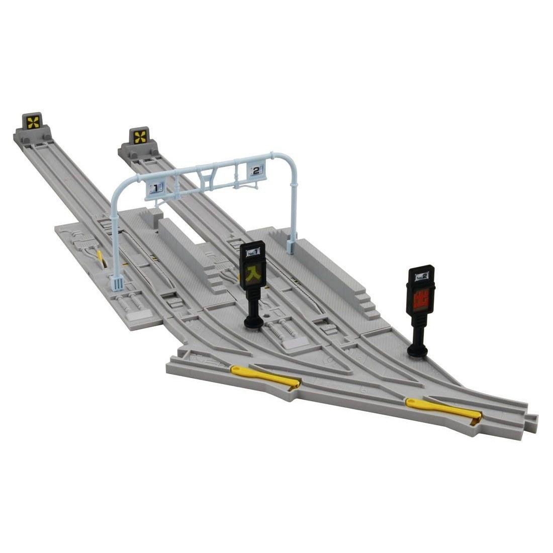 Plarail J-24 Vehicle Base (Includes 2 Straight Rails (Gray) Stop Blocks (Gray))