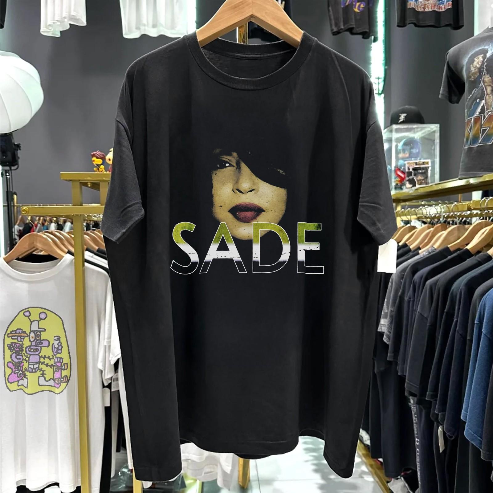 2000s Sade Lovers Rock Tour Classic T-Shirt Black M L