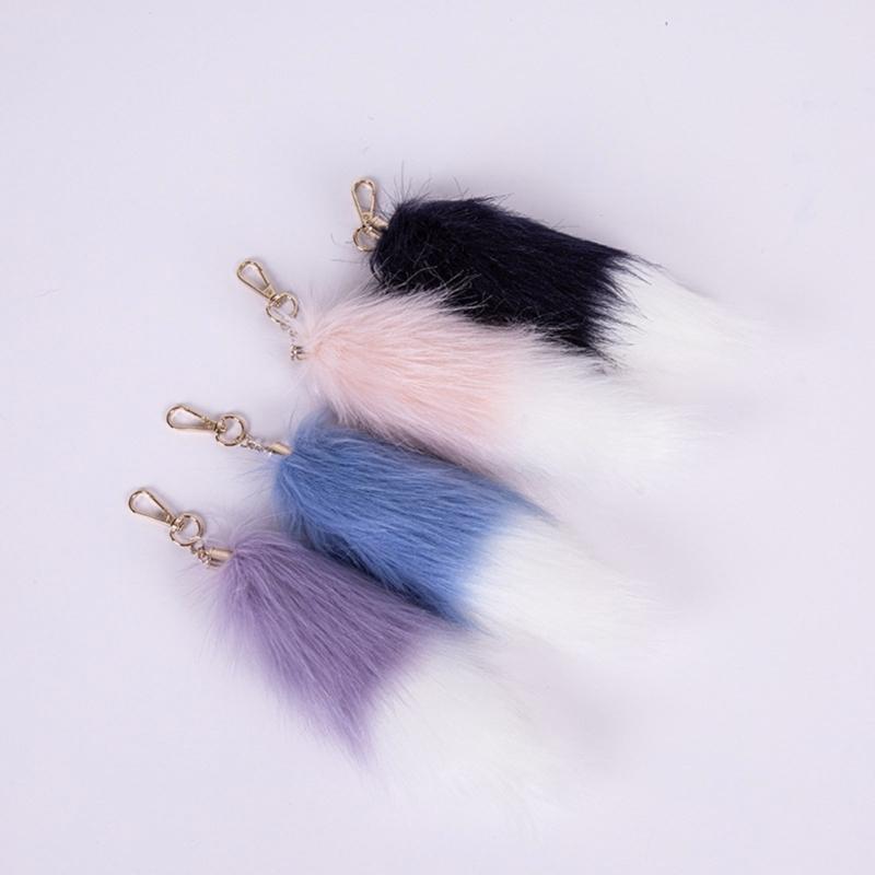 Plush Foxy Tail Keychain Soft and Comfortabel Key Holder 20cm Faux Furry Pendant Charm for Fashionable Accessories