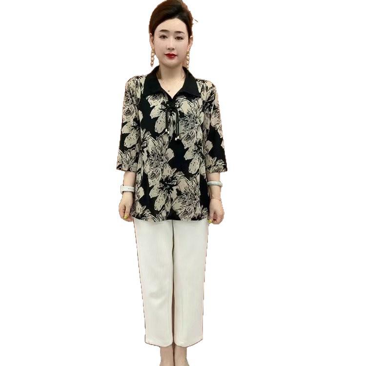Fashionable Medium-Length Pullover for Middle-Aged and Elderly Mothers - Loose, Breathable, Slimming, Versatile, 3/4 Sleeve Top