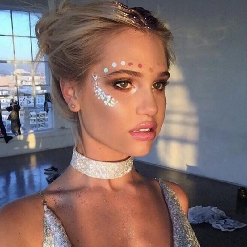 1 Stk Face Tattoo Stickers Spot Water Transfer Stickers Eye Glitter Freckles Hot Gold Face Eye Pasta Personality Decoration