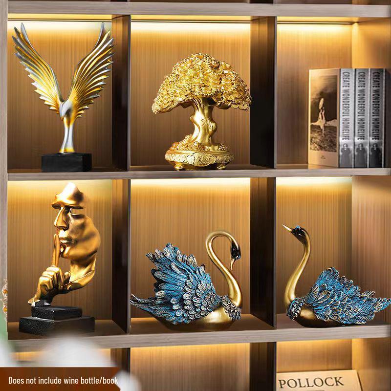 Retro Violin Ornament: Creative Minimalist Home Accessory for Living Room, TV Cabinet, or Bookcase.