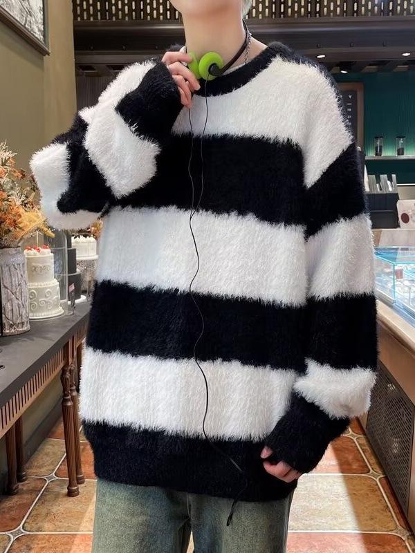 Unisex Japanese Striped Crew Neck Sweater – Cozy Loose Fit for Autumn/Winter