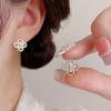 Exquisite Zirconia Four-Leaf Clover Stud Earrings and Necklace Set: Elegant Light Luxury with a High-End Feel.