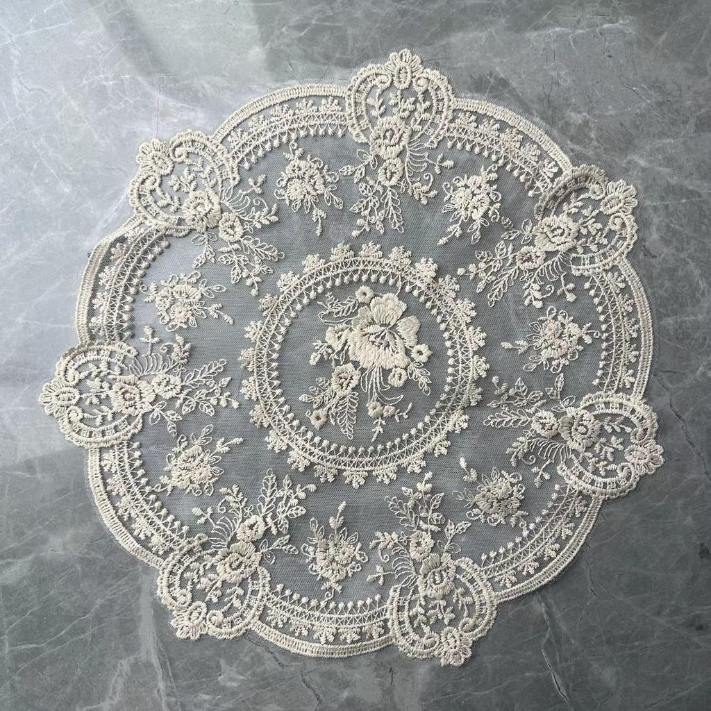 Beautiful White Embroidery Coffee Cup Mat 33cm Round Floral Lace Mat Vase Coffee Cup Mat Home Decoration