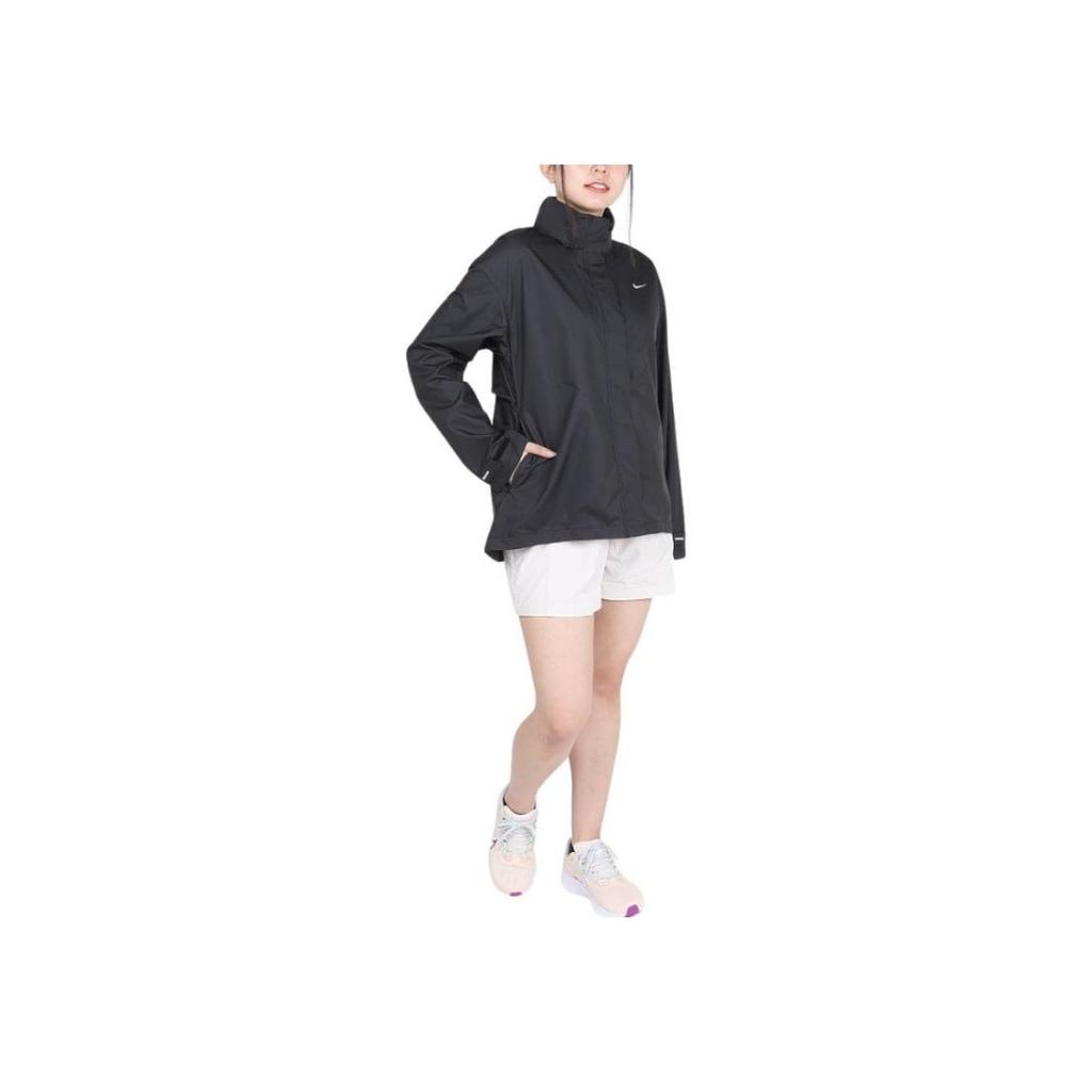 Nike Giacca da Donna con Zip sul Collo e Maniche Lunghe, Logo, Nero FZ4853-010