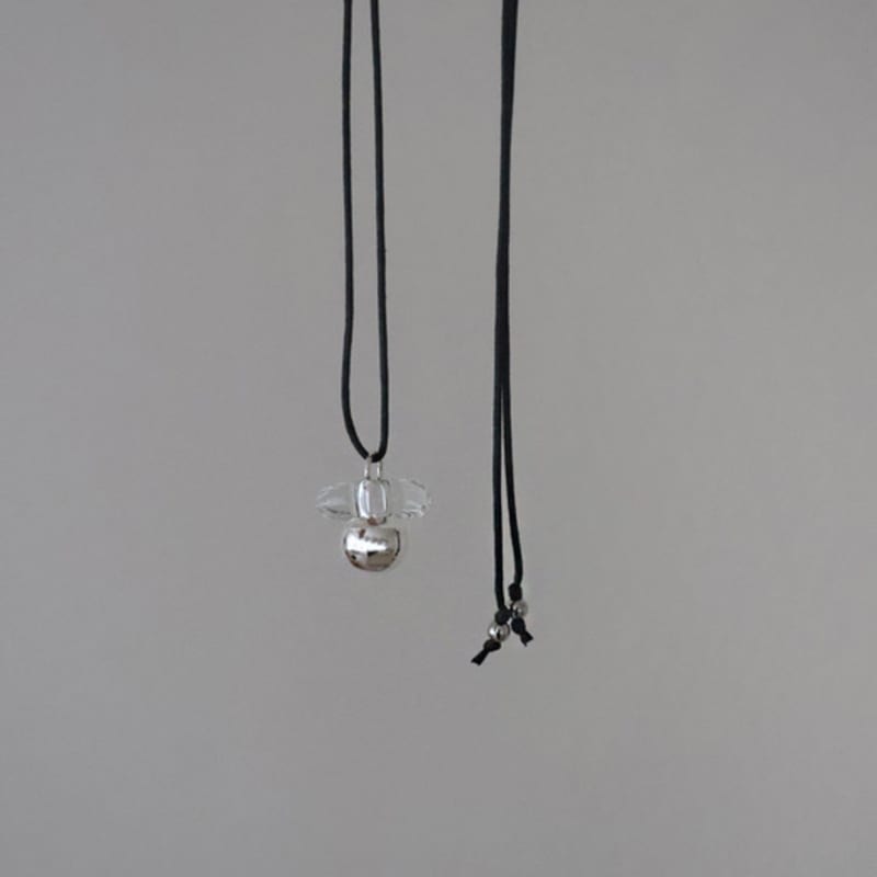APIOH MUSHROOM NECKLACE