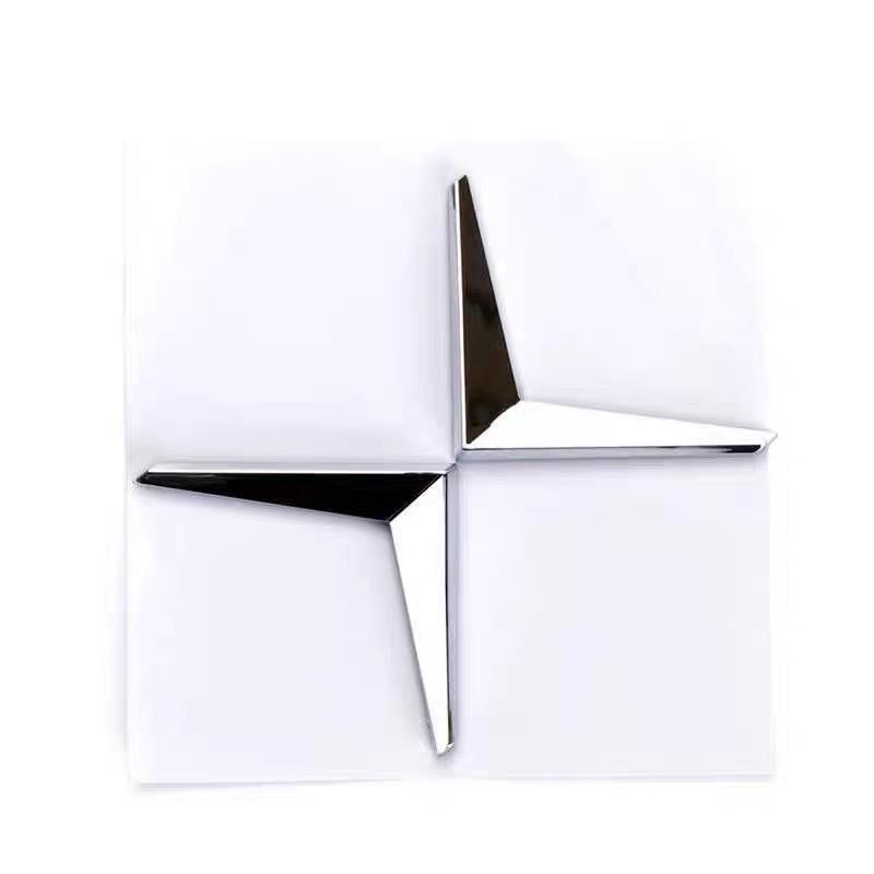 

Car Trunk Logo Sticker Decoration Accessories For Rdesign AWD V50 S60 XC60 S40 XC40 XC90 V60 S80 S90 V90 V70 T6 Silver-1pc