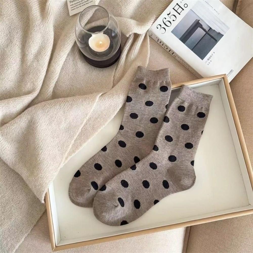 Mid-Calf Length Mid-Calf Crew Socks Polka Dot Pattern Warm Winter Socks Autumn Winter Season
