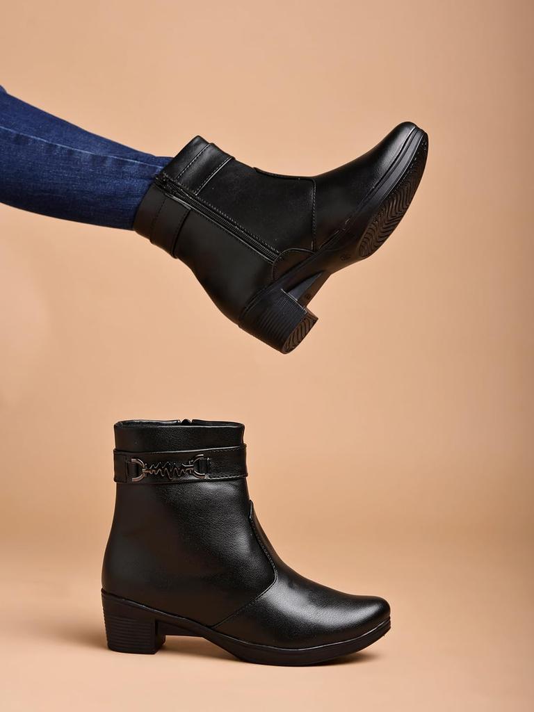 Shoetopia Damen Chunky Heel Kurze Stiefeletten mit rutschfester Sohle, Bequeme Trendige Knöchelboots | Weiche Gepolsterte Sohle | Lässig, Party & Winter