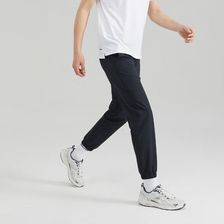 Skechers Basic Sports Series Lightweight Woven Elastic Waist Tapered Knit Pants Men bottoms Carbon-Black P223M085-0018