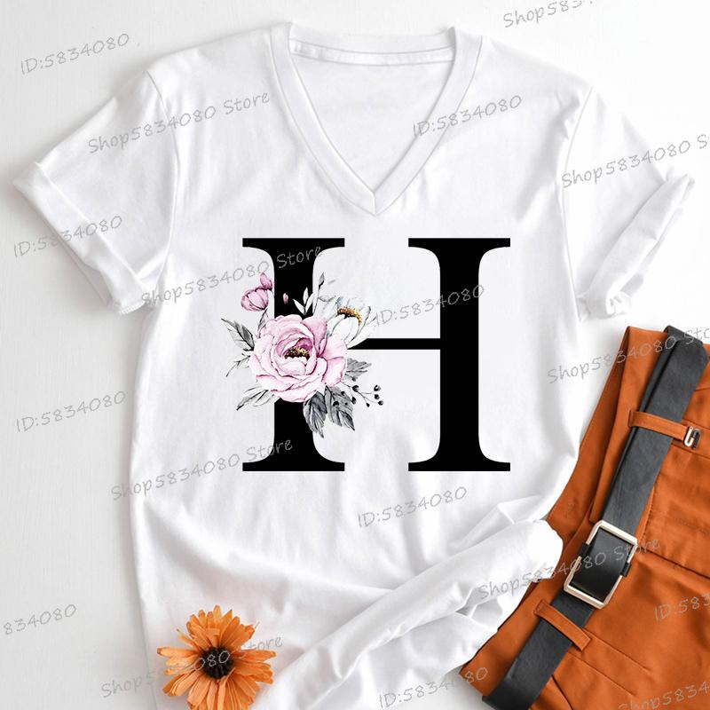 Vintage Flower Alphabet Womens Clothing Letter M Floral Monogram Graphic T Shirts Women AZ 26 Alphabet Gift Shirt for Women