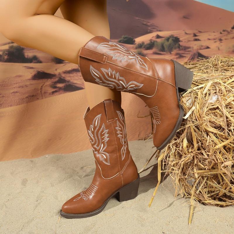 Fashion New Winter Classic Luxury Boots for Woman Real Suede Pointy Toe Wedges Heels Ankle Boots Simple Comfortable Cowboy Boots Female