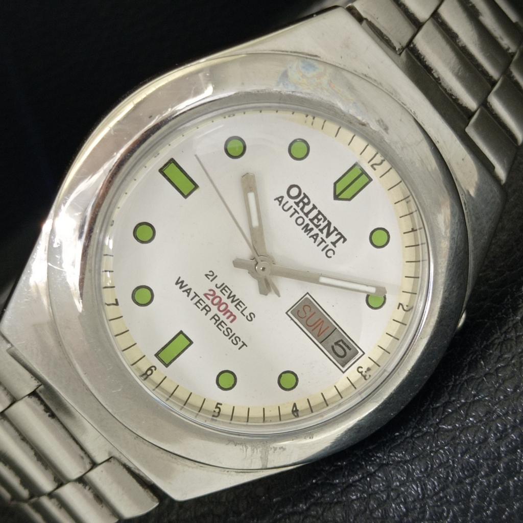 

ПОДЛИННЫЕ ВИНТАЖНЫЕ МУЖСКИЕ АВТОМАТИЧЕСКИЕ ЧАСЫ ORIENT 46943 ЯПОНИЯ С БЕЛЫМ ЦИФЕРБЛАТОМ a701866-5 R207-a701866