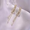 Exquisite Luxury Gold Color Letter D Long Drop Dangle Earrings for Women Charm Fashion Zircon Korea Earring Bride Jewelry Gift