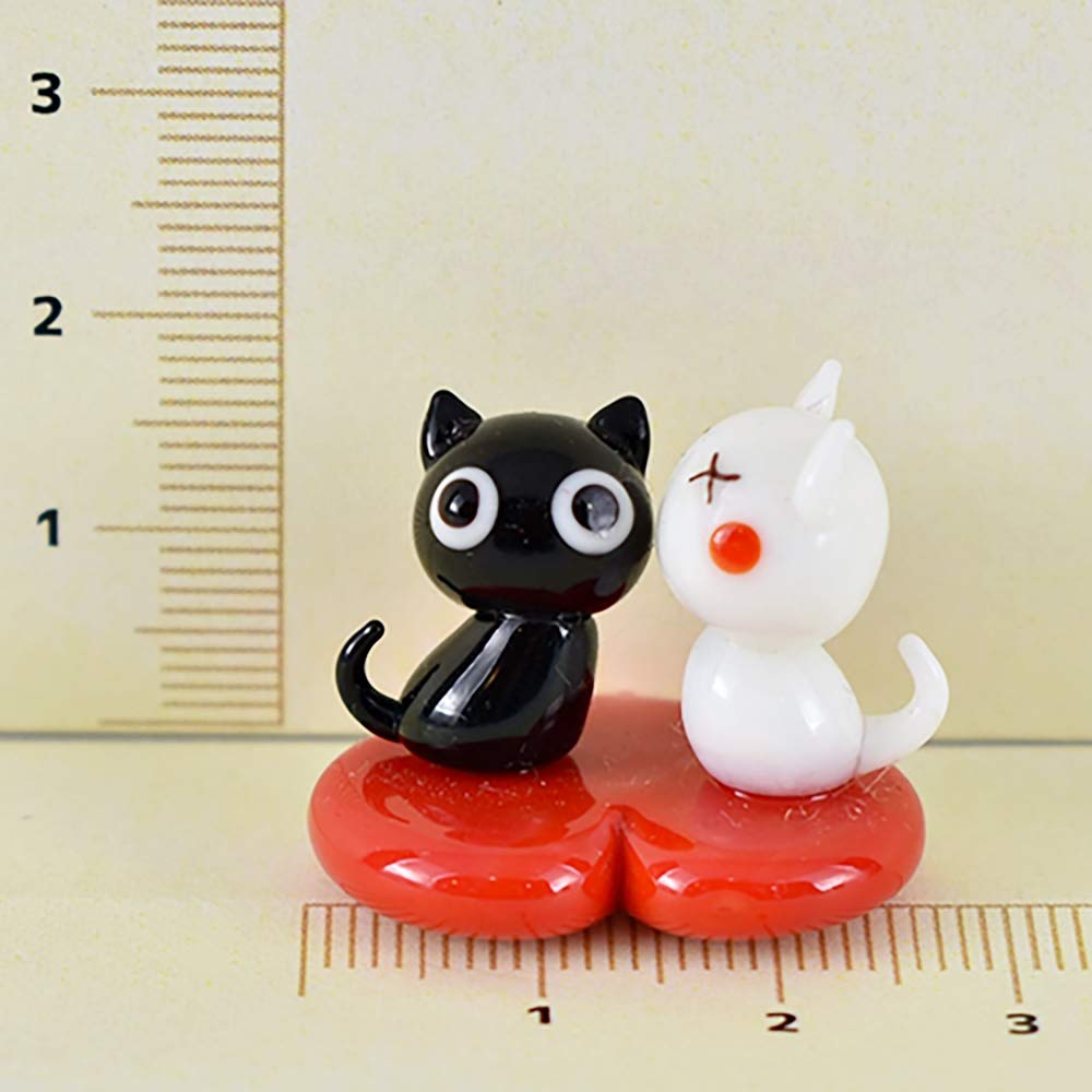 Fourcart Cute Handmade Glass Cat Heart Kiss Cat CYK1542
