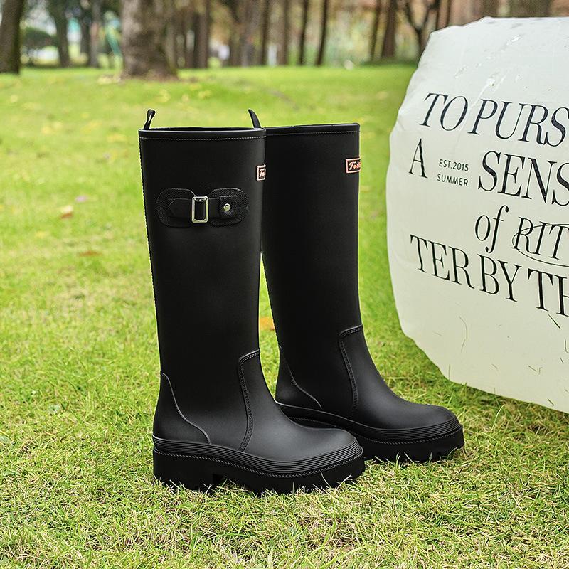 Rain shoes women's fashion versatile outer wear adult tall rain boots knight boots waterproof and non-slip long water boots