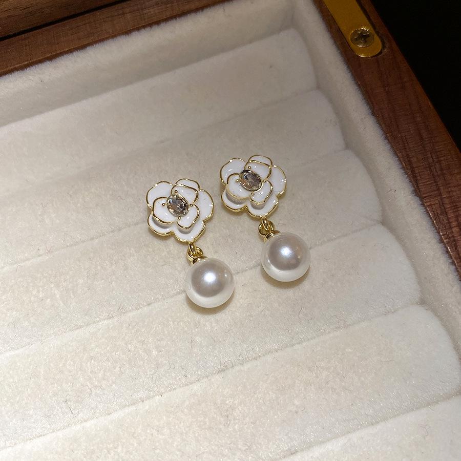 Silver Needle Enamel Rhinestone Flower Pearl Stud Earrings - Elegant High-End Accessories for Women