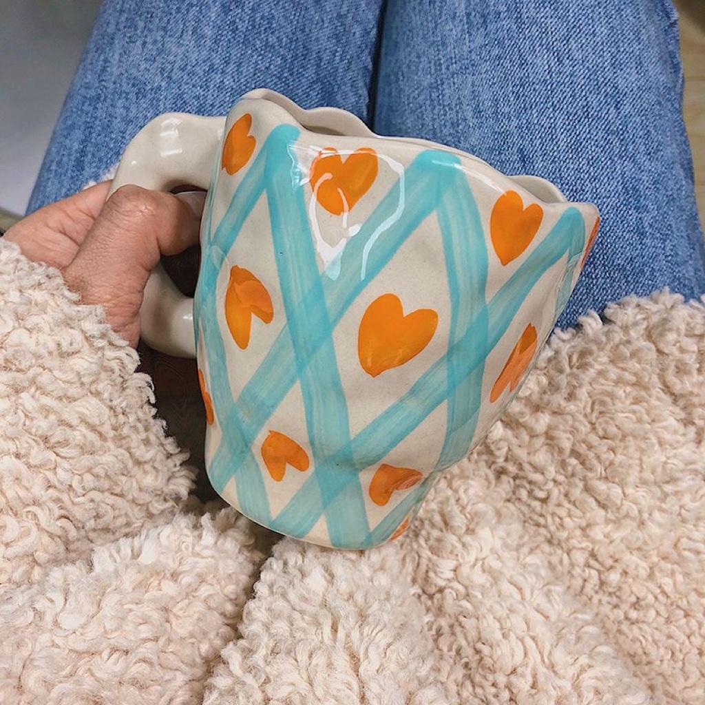 Green Tulip Mug Girls Heart Irregular Ceramic Breakfast Cup High-end Ceramic Embossed Korean Holding An Irregular Coffee Cup