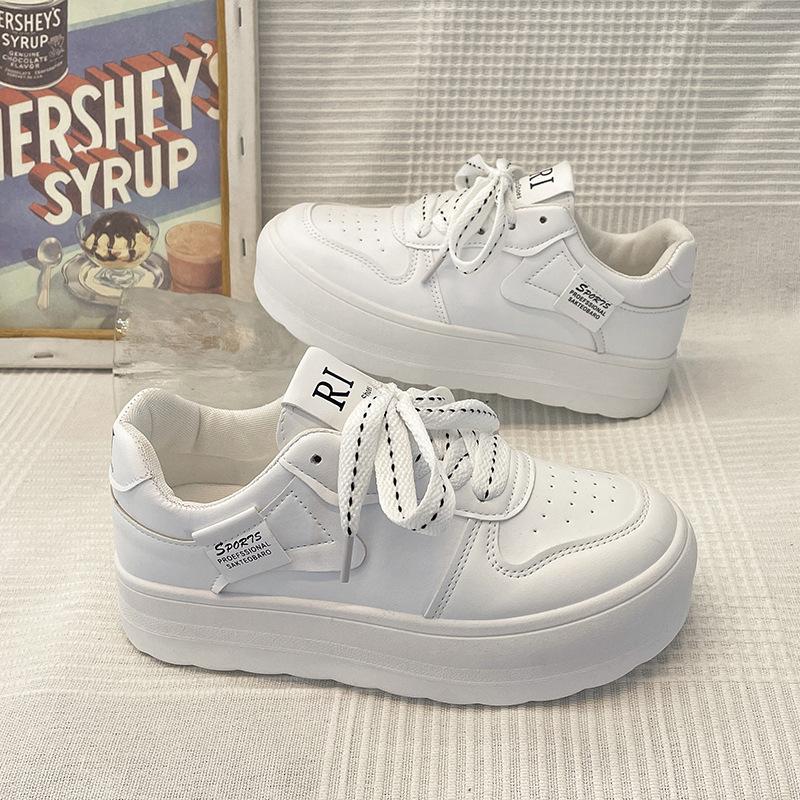 

Thick-soled spring and autumn Hong Kong style increases, new casual sports shoes, niche board shoes 35 белый