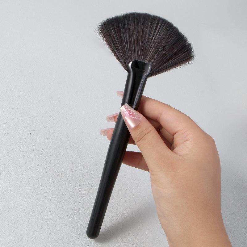 24Pcs Professional Makeup Brushes Set Black Premium Synthetic Bristles with PU Case for Foundation Powder Eyeshadow Makeup Kit