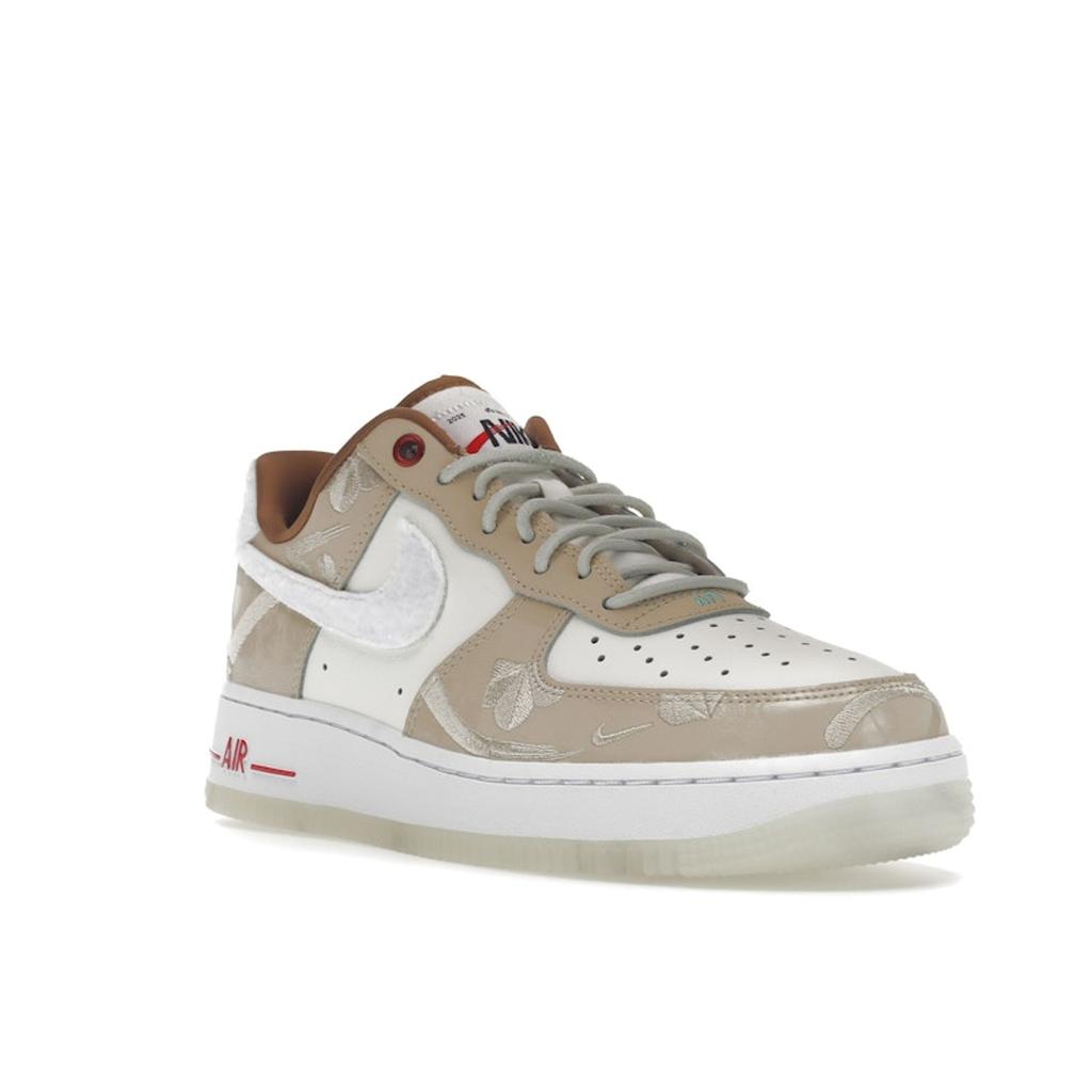 Nike Γυναικεία Αθλητικά Παπούτσια Air Force 1 07 LX Year of the Rabbit Καφέ Λευκό FD4341-101