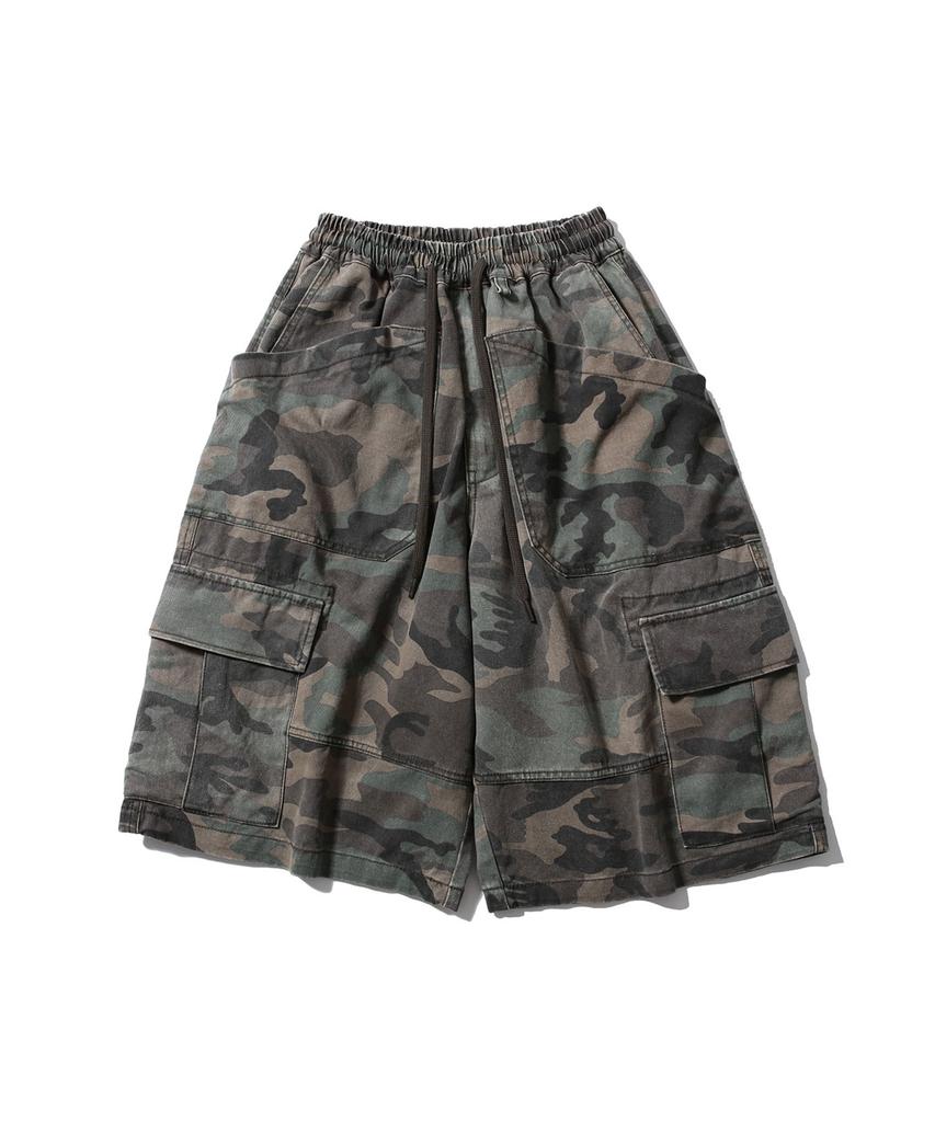 Gongbaeg Wide Bermuda Cargo Pants_Camo