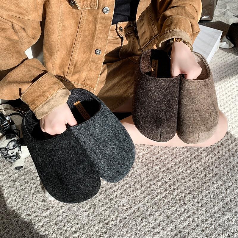 Fashion New Suede Leather Slippers Women Round Toe Flat Slides Outdoors Casual Mules Shoes Women Comfort Thick Sole Half Slippers Woman