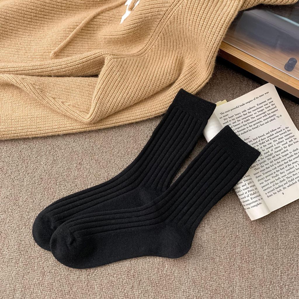 Korean Style Plus Velvet Thick Warm Socks for Women and Men – Autumn/Winter Collection, Solid Color, Long, Versatile Wool Pile Socks