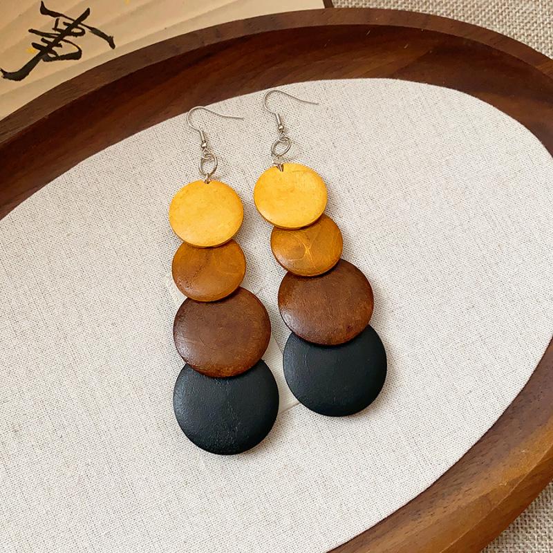 Gold-Plated U-Shaped Resin Ear Cuffs: Retro Y2K High-End Autumn & Winter Earrings