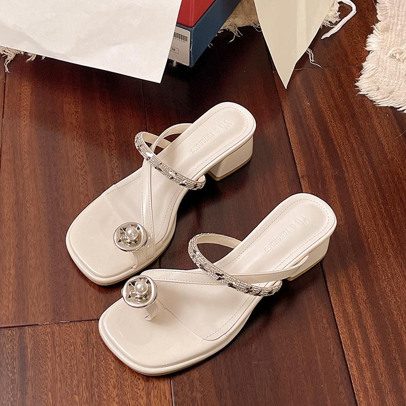 Versatile Thick-heeled Slippers Women's Outerwear Clip New 2025 Summer Rhinestone Cool Slippers Toe Fashion Sandals