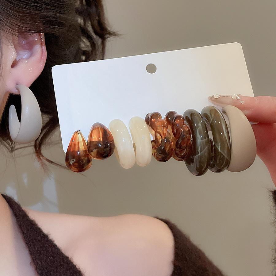 5 Pairs Set Fashion Vintage Resin Coffee Colored Droplet C-shaped Hoop Earrings Daily Casual Party Dating Jewelry For Women