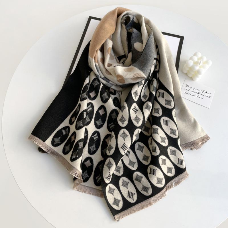 Scarf Women's winter imitation cashmere scarf High-end sense versatile retro long shawl Warm dual-purpose scarf