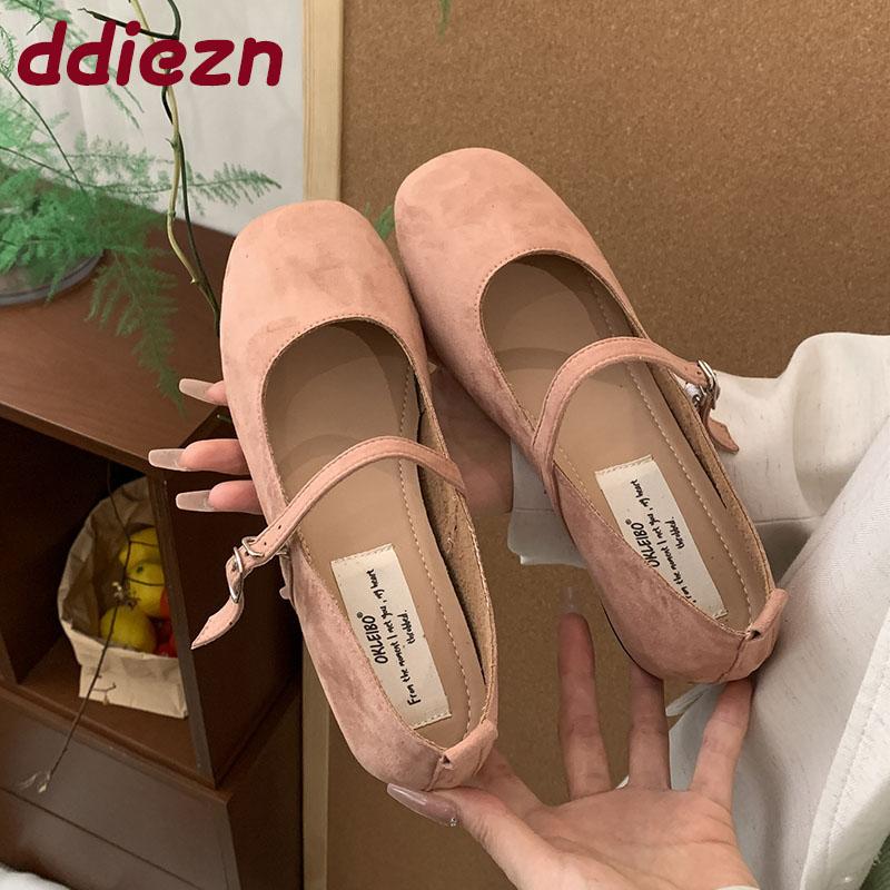 Fashion New In 2025 Female Shallow Ladies Mary Janes Flats Shoes Fashion Buckle Strap Women Flats Shoes With Height Increasing Footwear