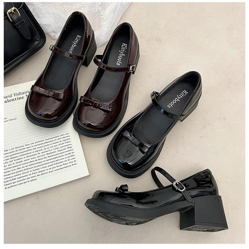 Lack-Mary-Jane-Schuhe Damen klobiger Absatz runde Spitze Schnallenriemen mit Schleife Freizeitschuhe