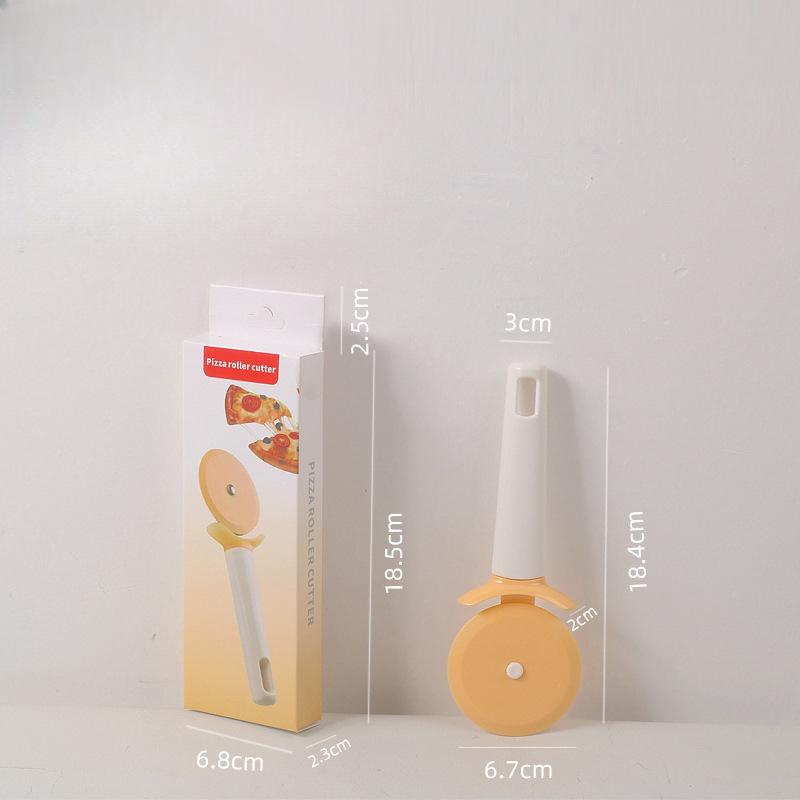 Magiczne narzędzie do krojenia ciasta na naleśniki, wałek-foremka do ciasta na bułeczki na parze i dekoracyjny plastikowy wykrawacz do domowych ciast.