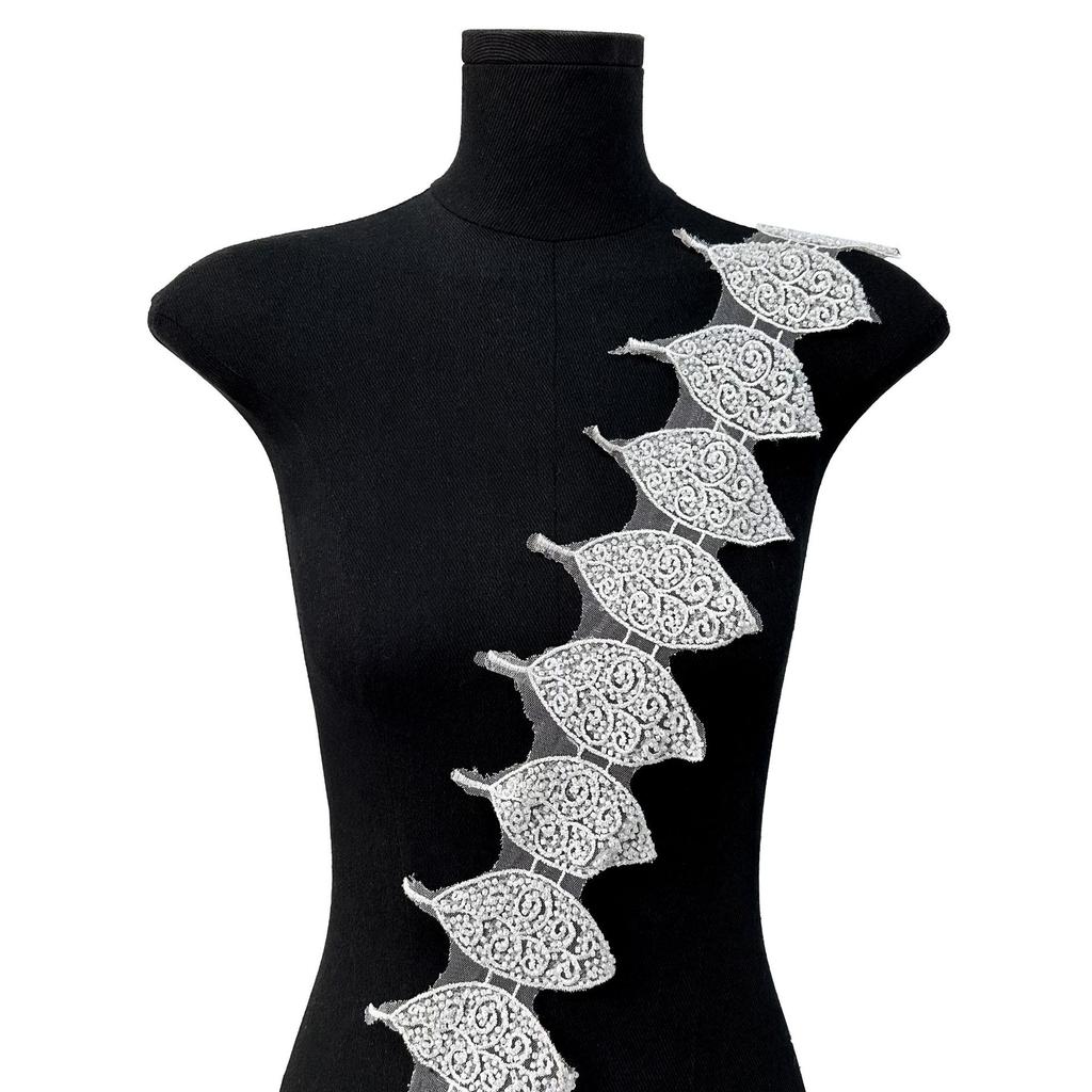 White Handmade Beaded Mesh Embroidery Leaf Barcode Clothing Evening Dress Wedding Dress Decoration Lace Accessories