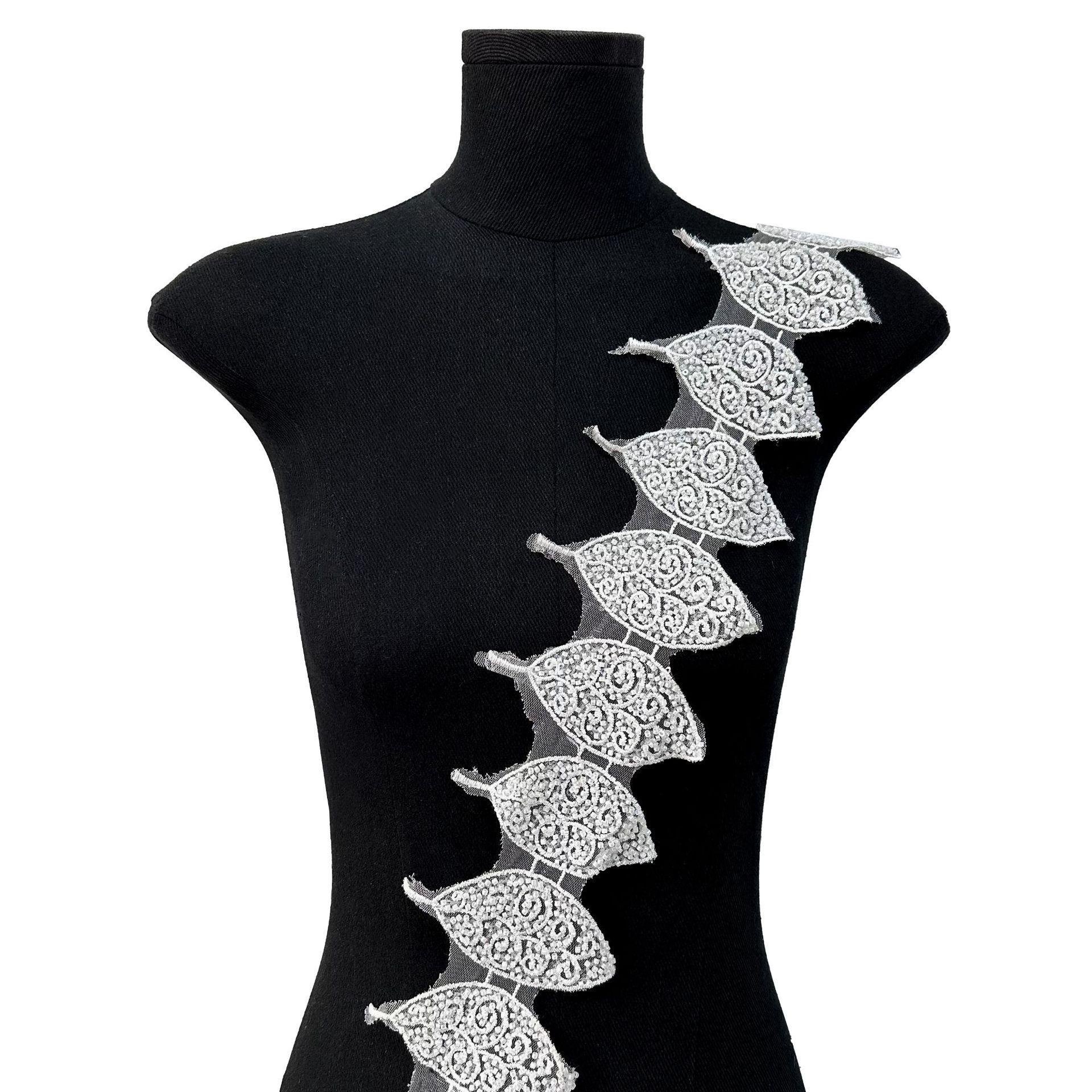 

Белый Ручной Работы Вышивка Листьями из Бисера Сетка Штрихкод Одежда Вечернее Платье Свадебное Платье Украшение Кружевные Аксессуары TW53 one yard