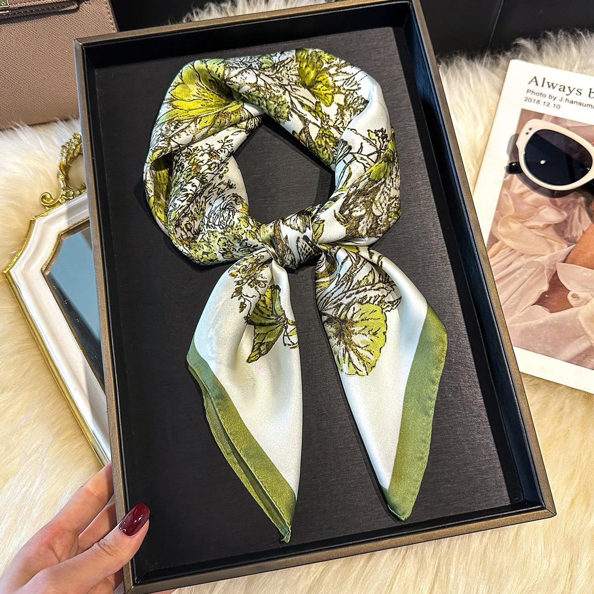 

New Fashion 70X70cm Women s Scarf Silk Butterfly Print Scarf Square Shawl Decorative Headband Neck Luxury Design Bandana зелений