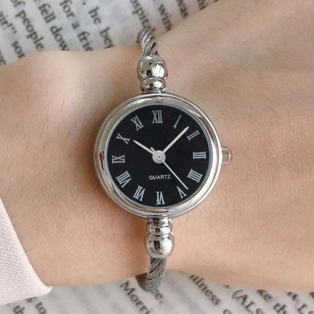 Wire Bangle Wristwatch Women's Chic Women's Watch Women's Watch Wristwatch Fashion Watch Women's Wristwatch