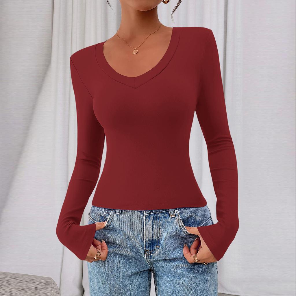 Women's Casual Fashion Deep V Neck Slim Fit Cropped Outing Top