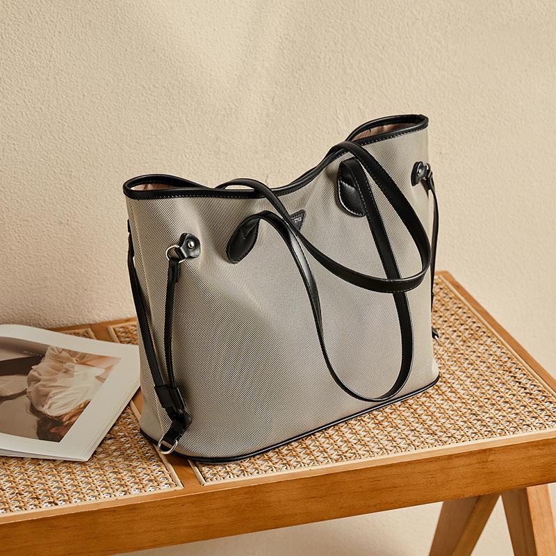 Mrs. Qiao Tote Bag for Women 2025 New Autumn Winter Large Capacity Versatile Commuter Bag High-End Feel Shoulder Bag Women's Bag