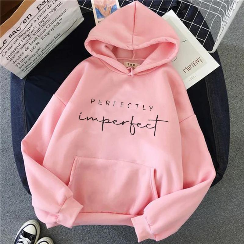 Graphic Print Long Sleeve Kangaroo Pocket Hoodies Women's Casual Y2k Sweatshirts with "Perfectly Imperfect" Lettering Clothes