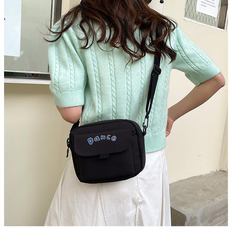 Ins Japanese Nylon Small Bag Women's 2025 New Korean Version Versatile Messenger Bag Casual Student Shoulder Small Square Bag